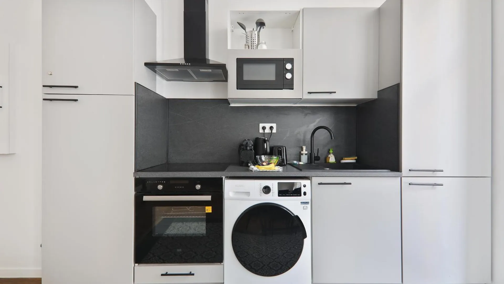 2 Bedroom Appartement Quartier Le Marais Free Netflix Paris 0*,