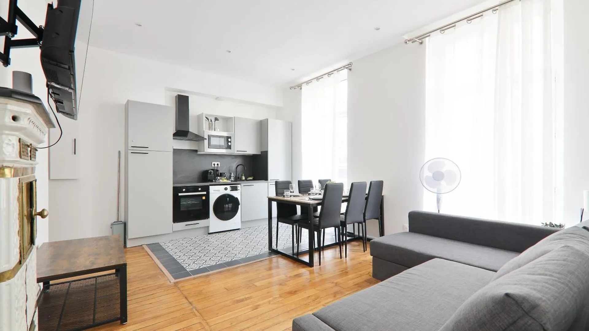 2 Bedroom Appartement Quartier Le Marais Free Netflix París 0*,  Francia